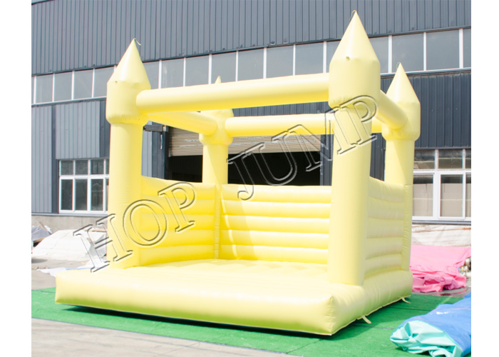 Hot Selling Inflatable Bounce House Yellow Color Wedding Bouncy Castle