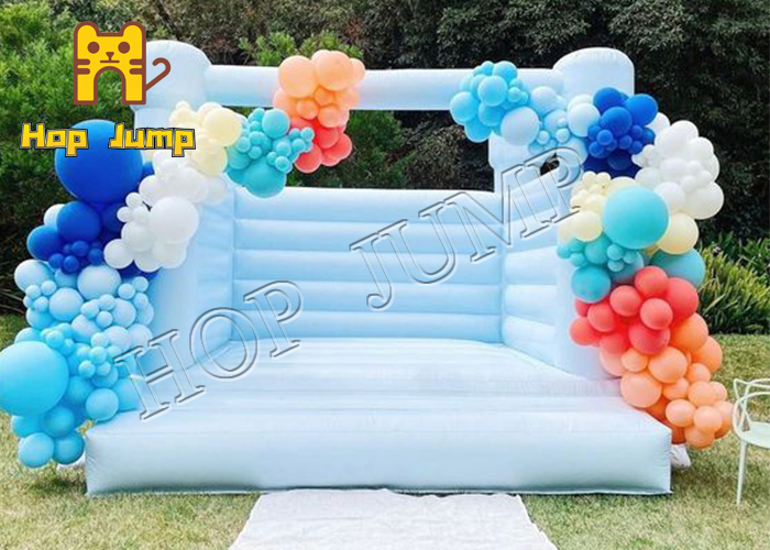Hot sale modern flat top frost pastel light blue bounce house commercial inflatable jump bouncer